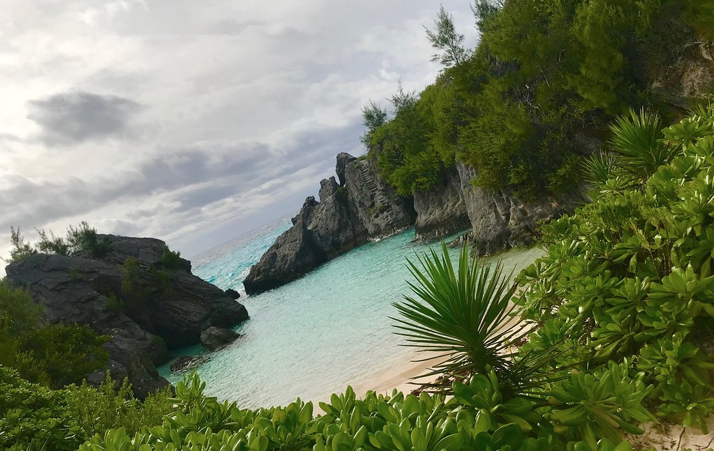 Horseshoe Bay Bermuda makes Top 10 Beaches in 2019 Collegiate Rugby Cup